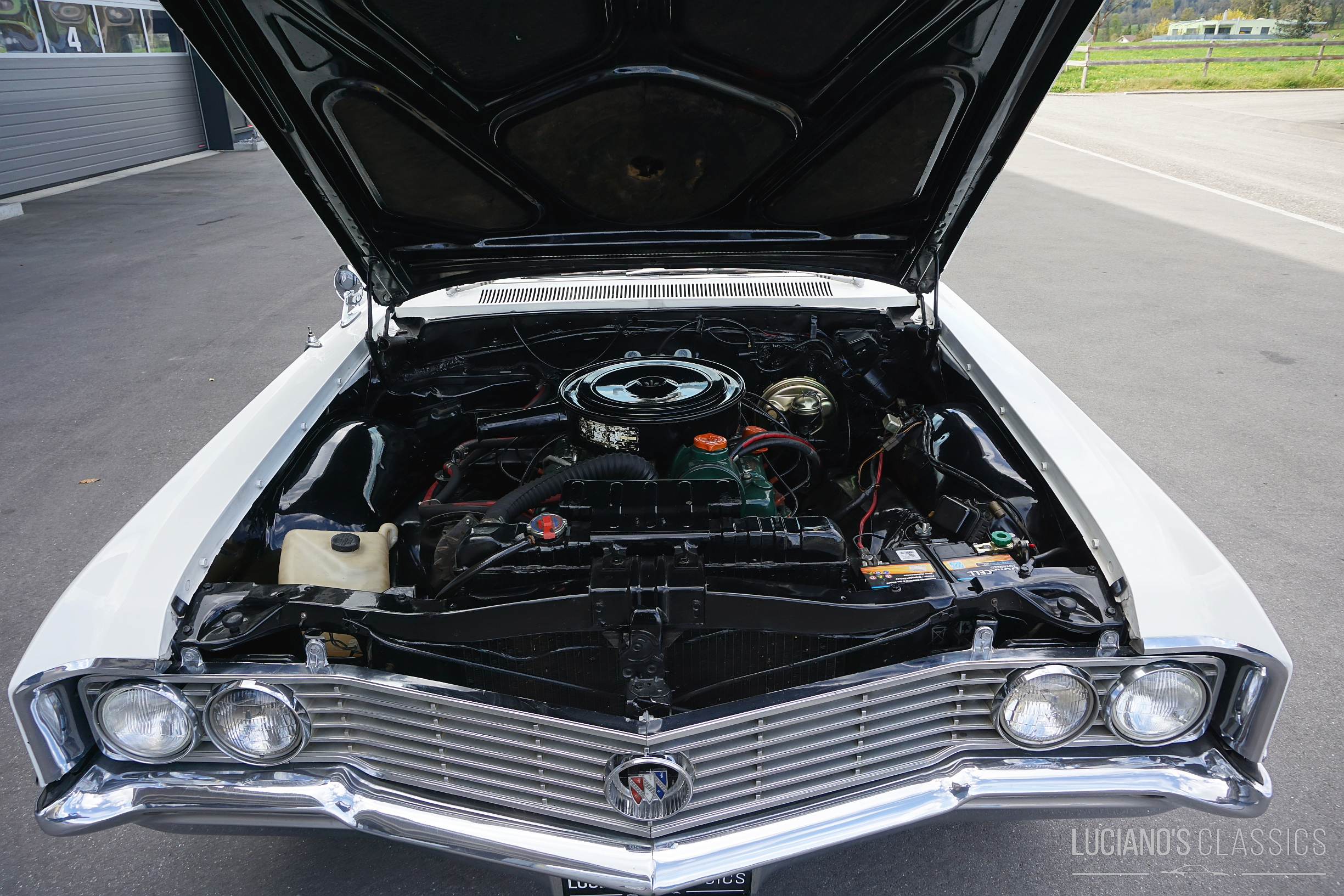 Buick Electra 225 