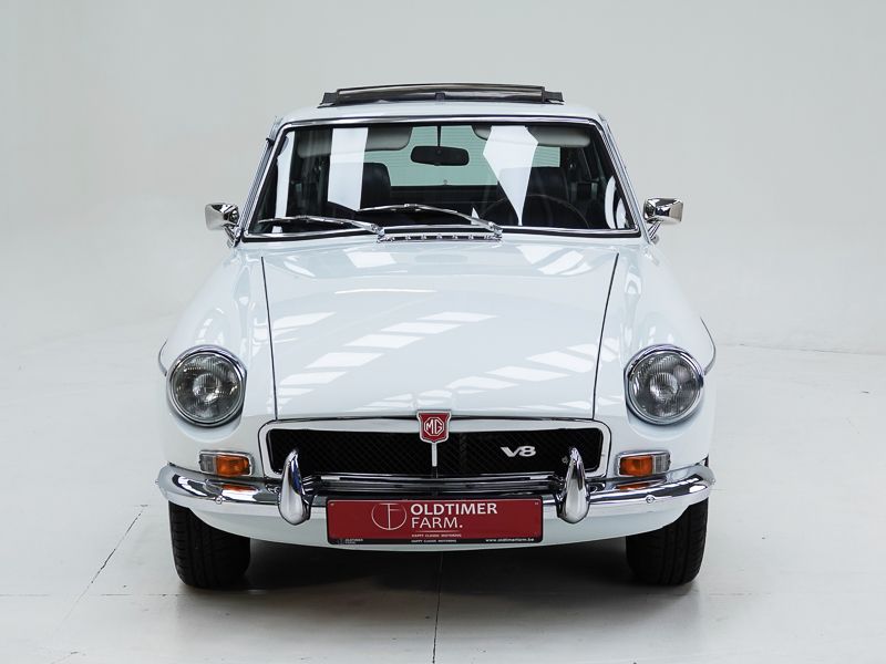 MG B GT V8 \'74 