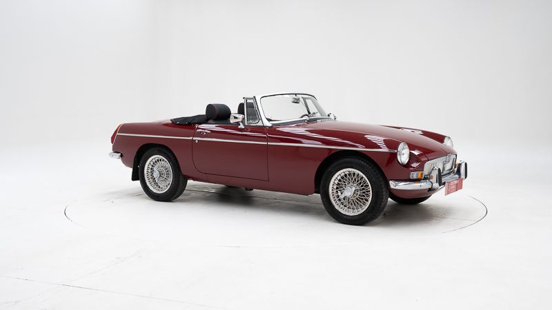 MG B \'74 