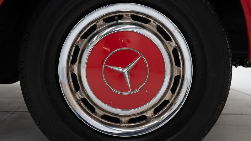 Mercedes Benz 280 SL Pagode \'68 