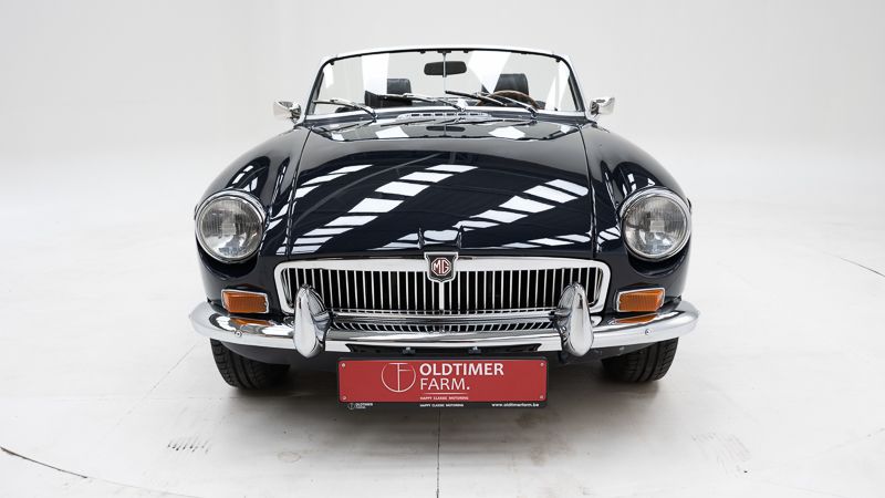 MG B \'72 