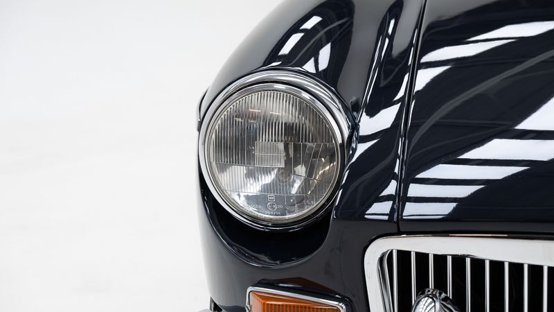 MG B \'72 