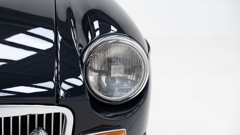 MG B \'72 