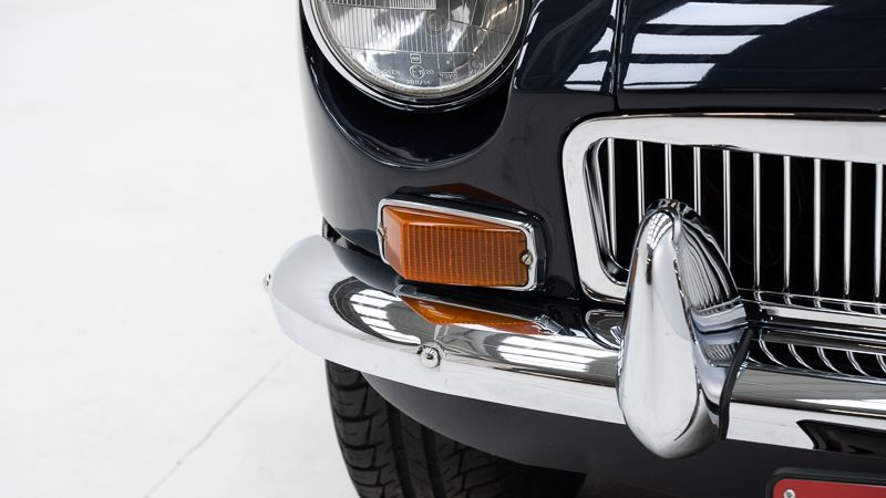 MG B \'72 