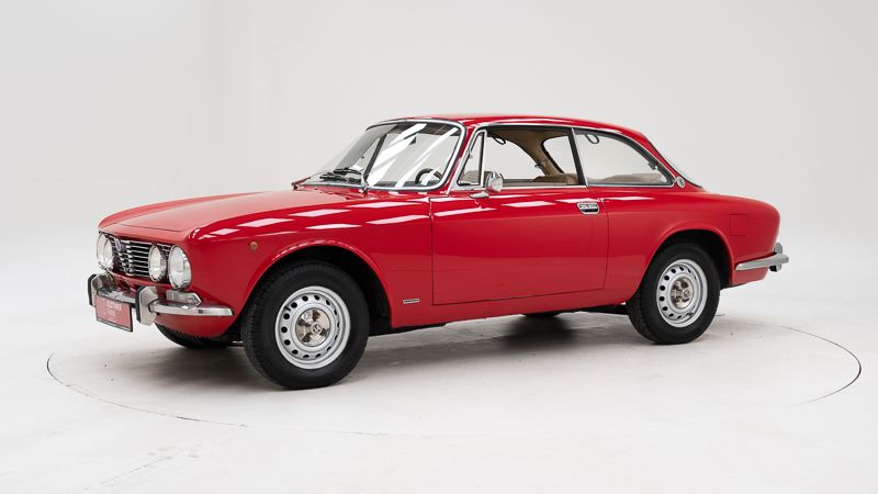 Alfa Romeo 2000 GT Veloce \'74 