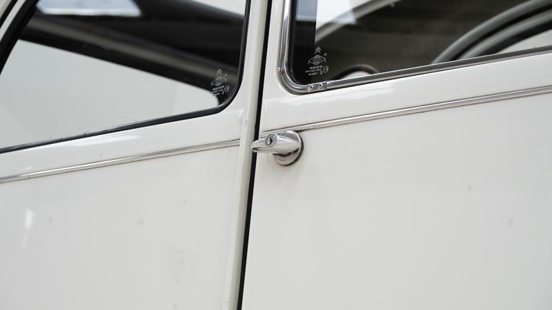 Citroen 2 CV Perrier \'88 