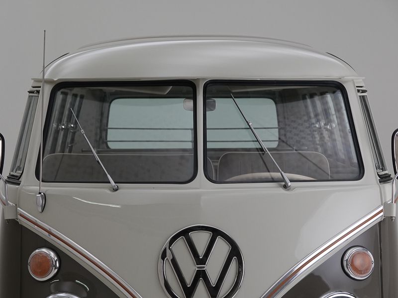 Volkswagen T1 Samba 21 Windows \'64 