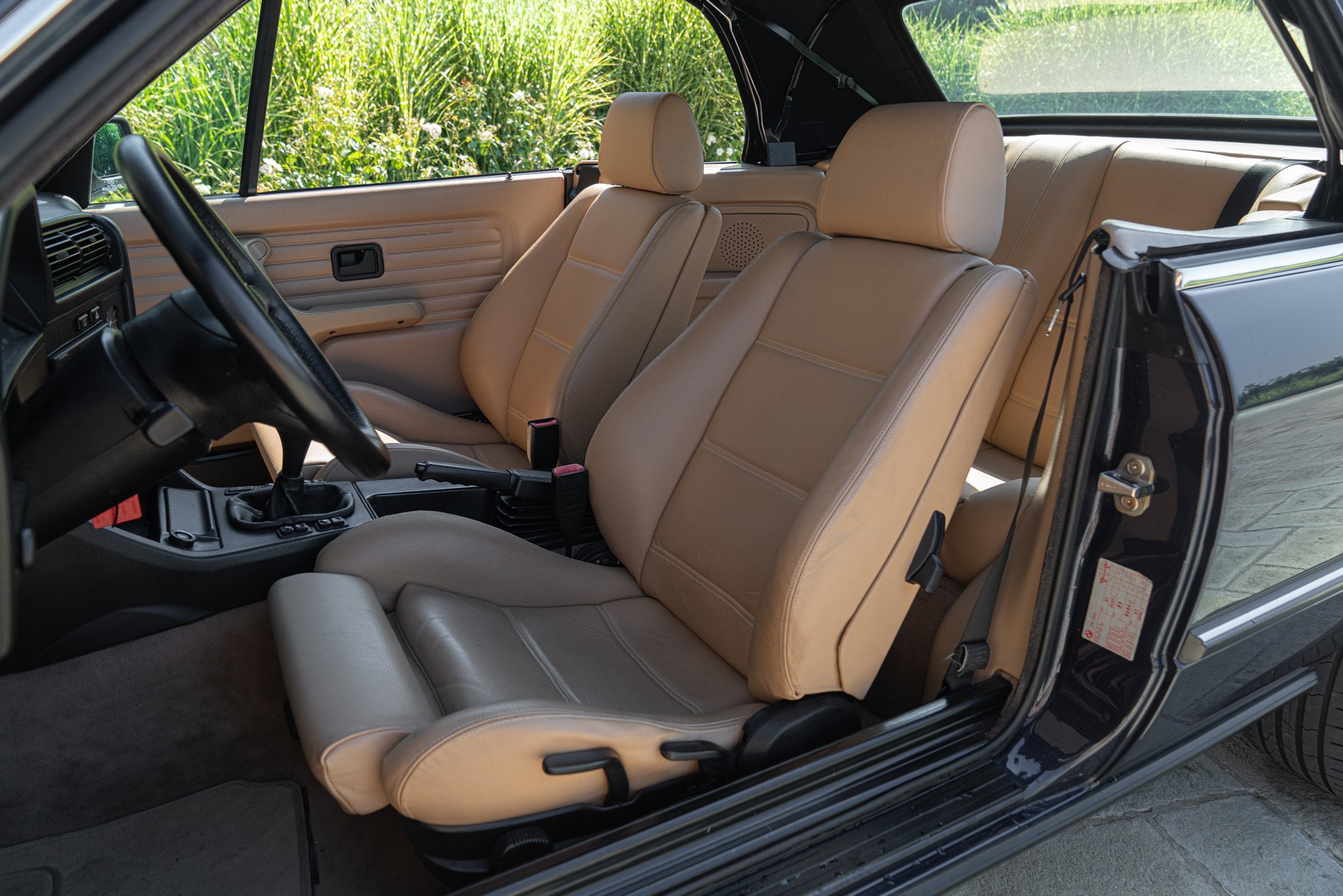 BMW E30 CABRIOLET 