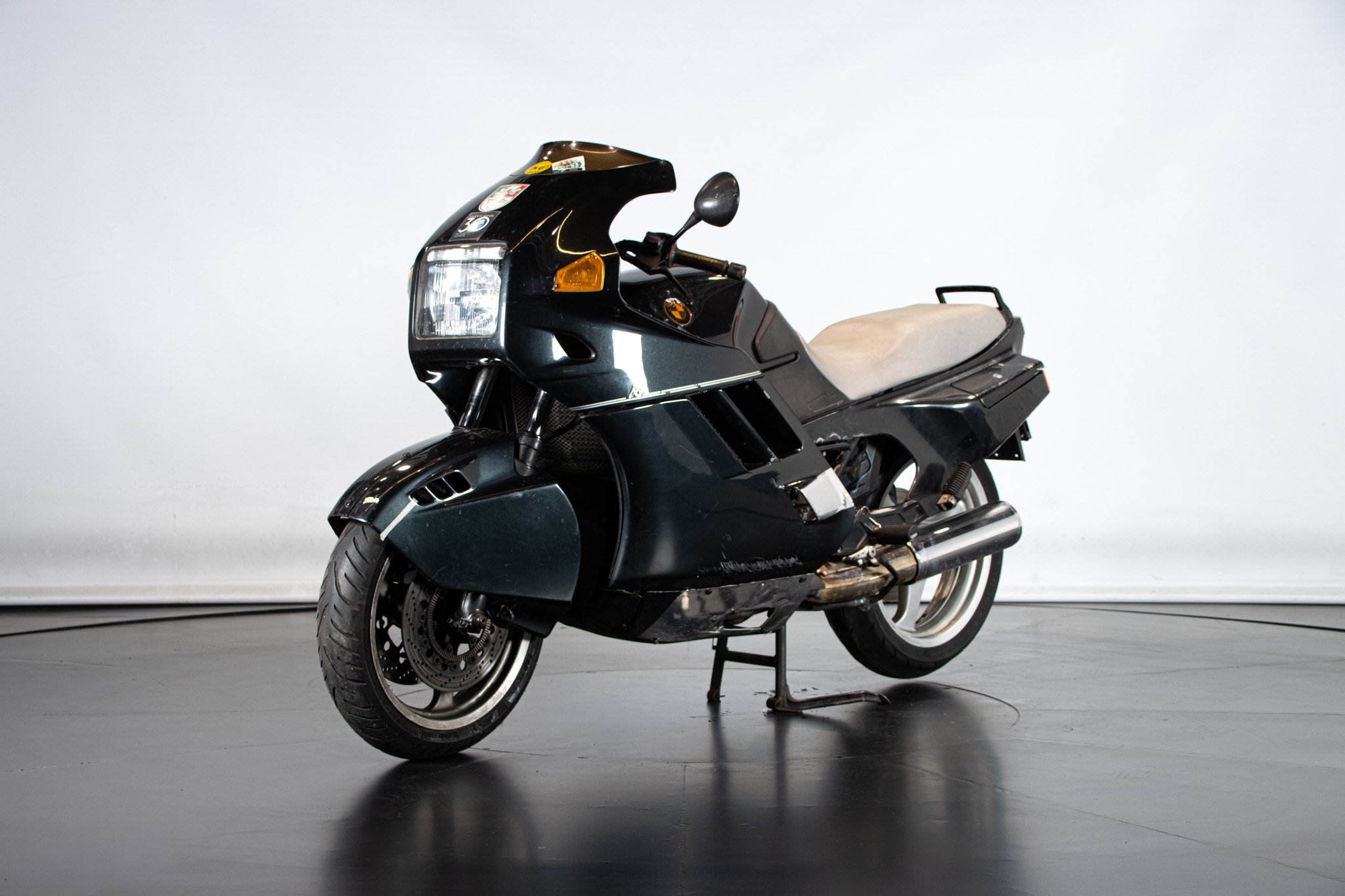 BMW K1 