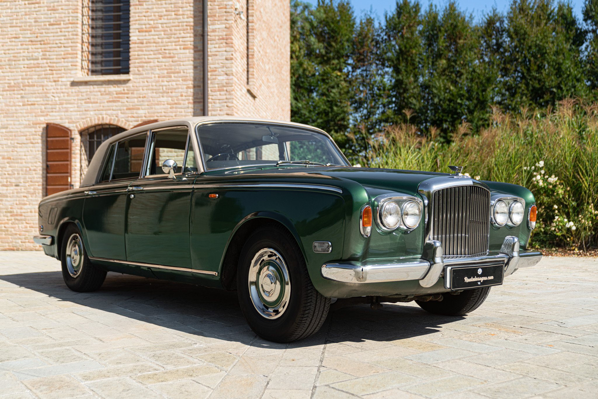 Bentley T1 
