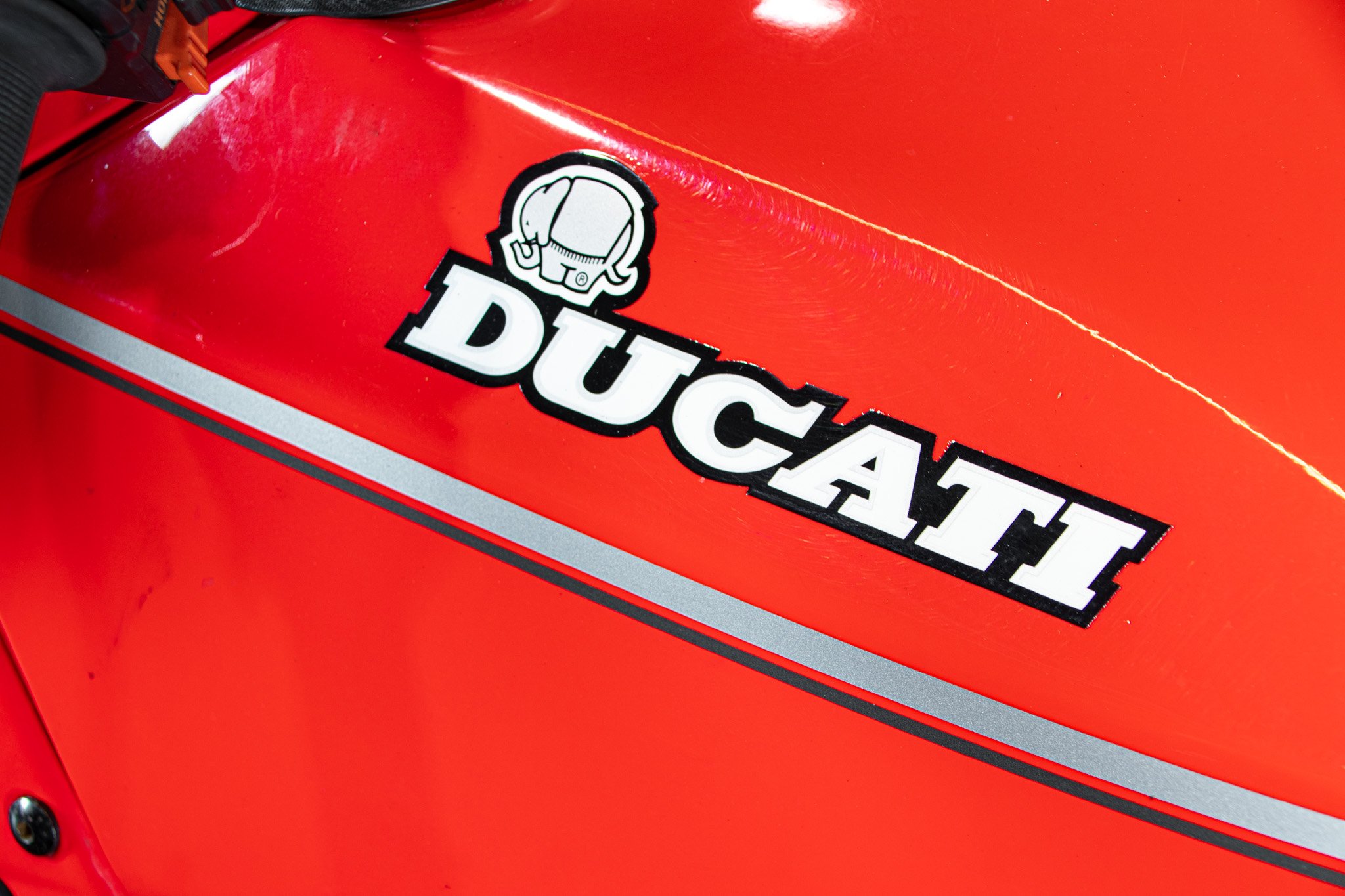 Ducati PASO 750 
