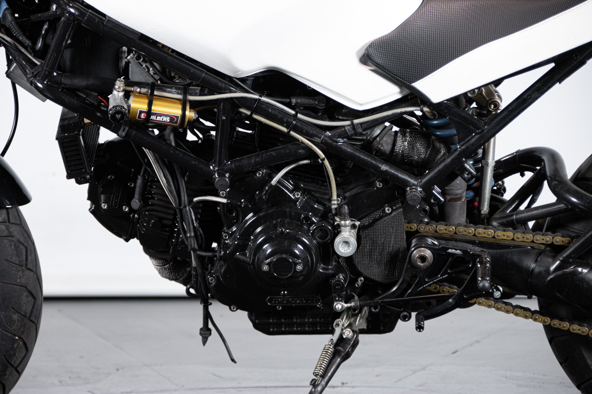 Ducati MONSTER 900 