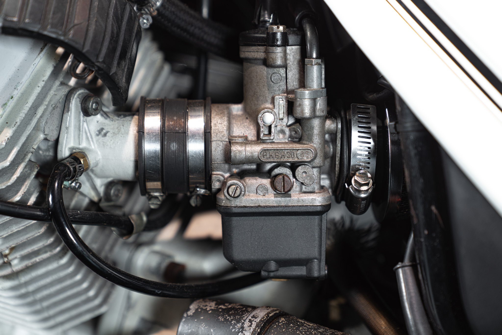 Moto Guzzi V65 LARIO 