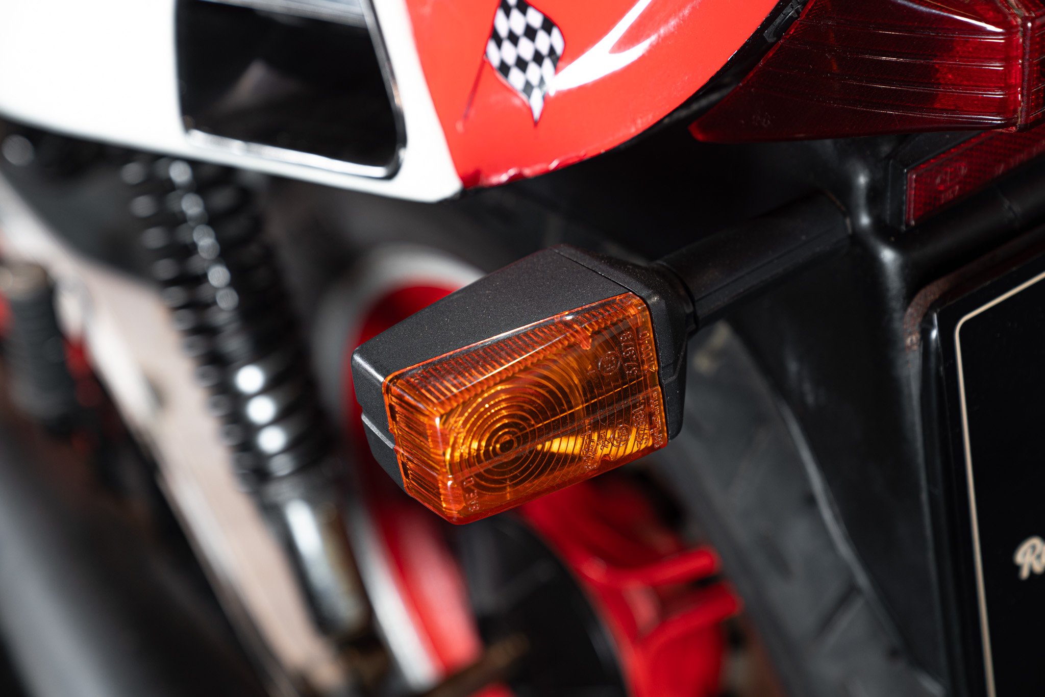 Moto Guzzi V65 LARIO 