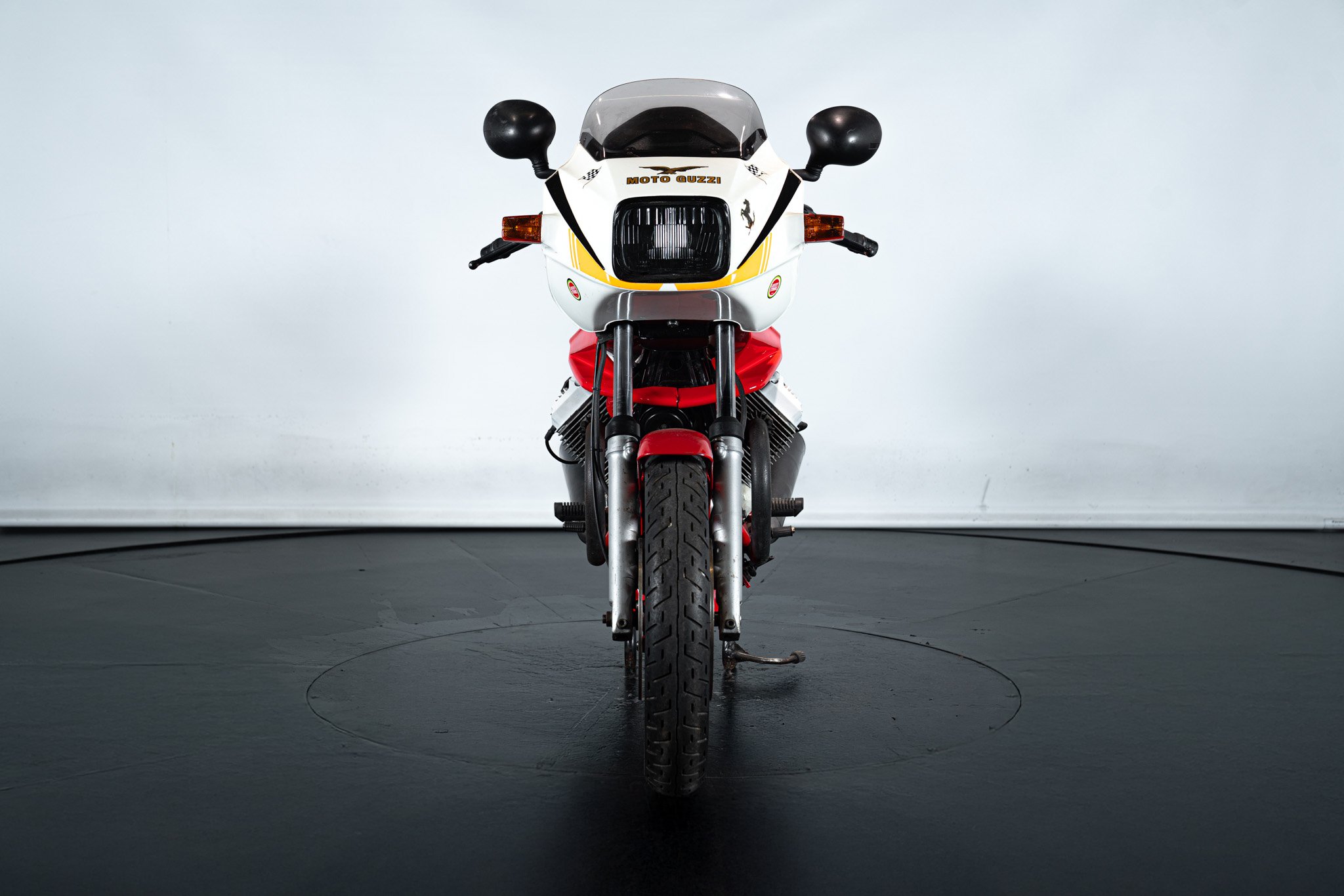 Moto Guzzi V65 LARIO 