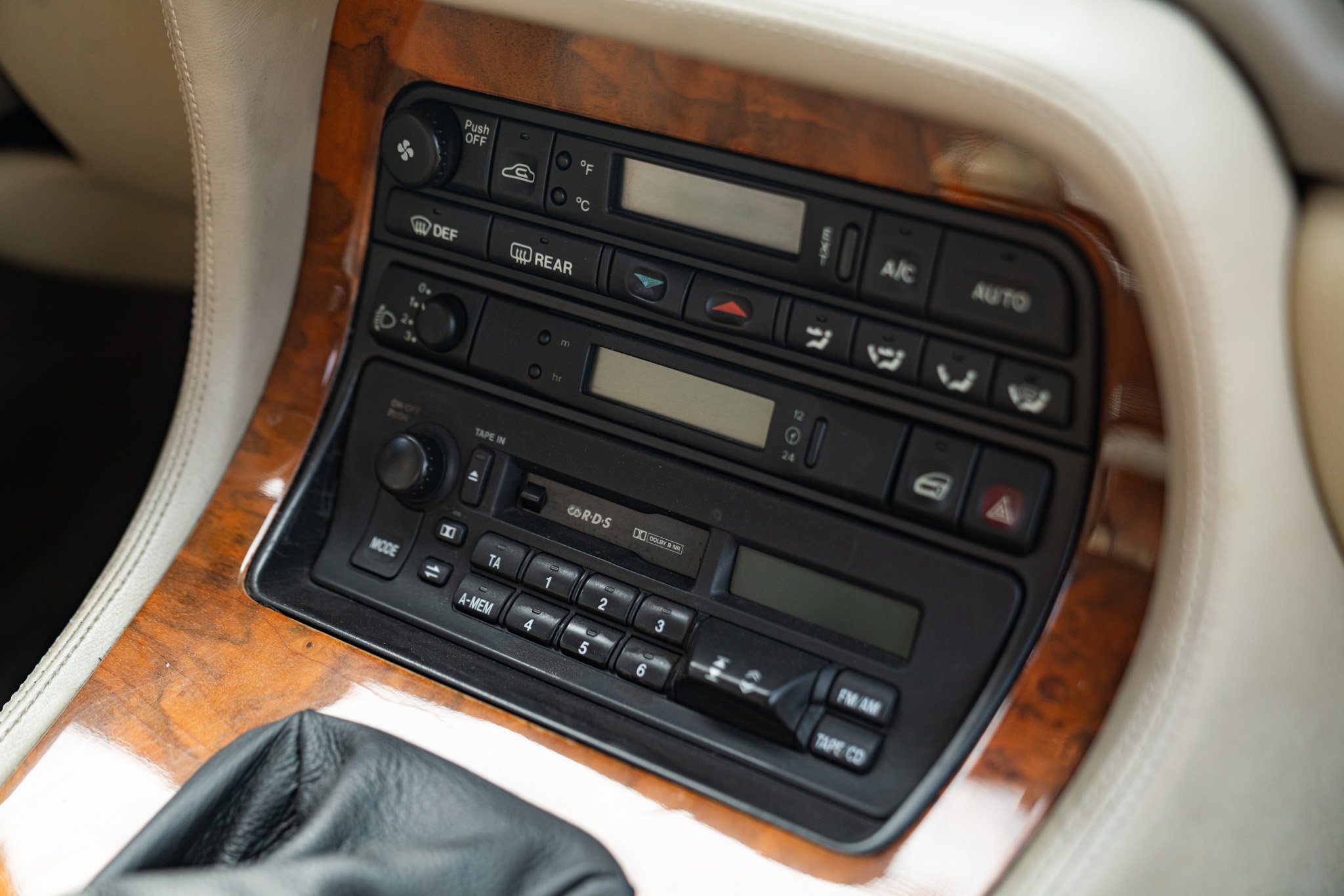Jaguar XJ6 3.2 MANUALE 