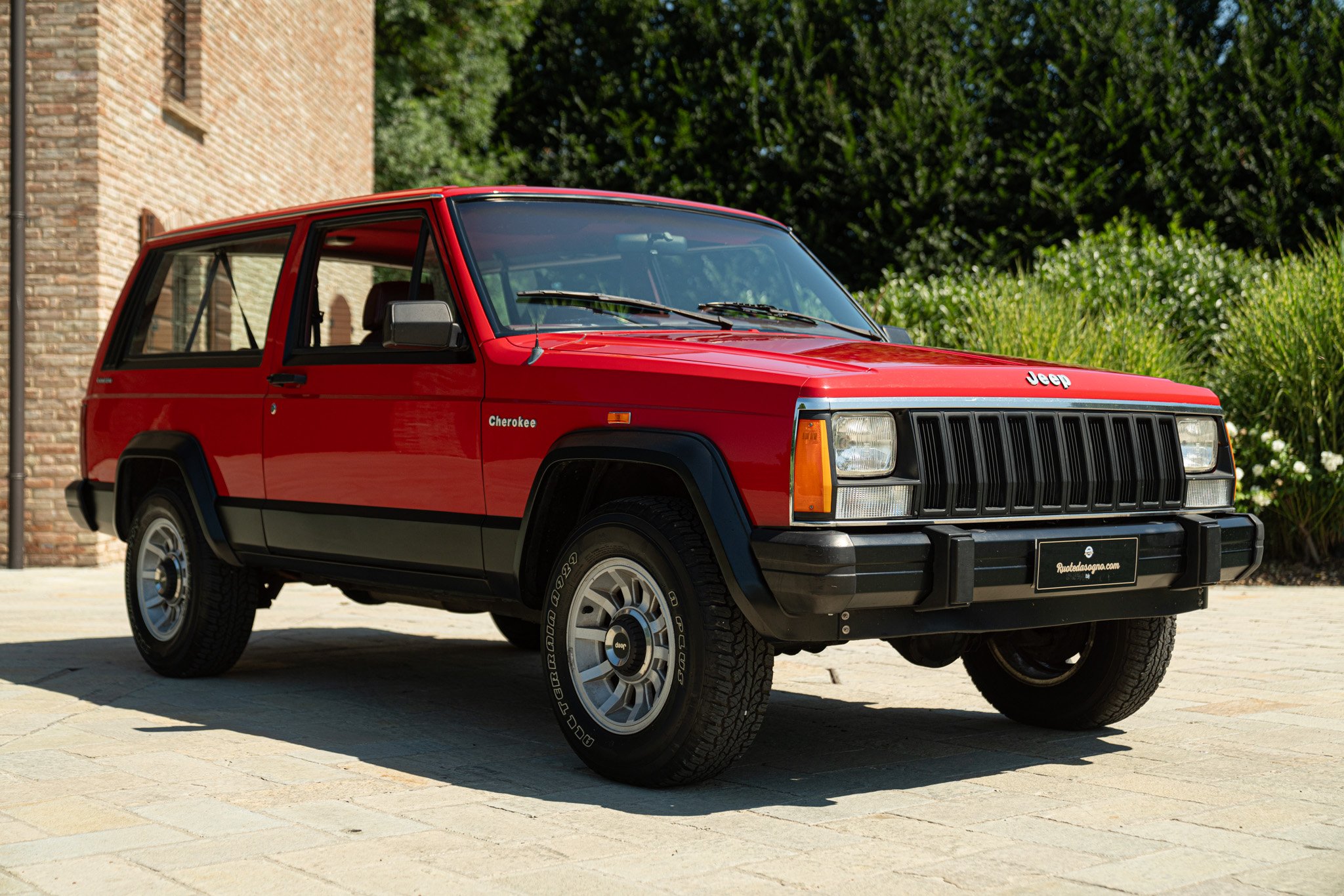 Jeep CHEROKEE 2.8 V6 