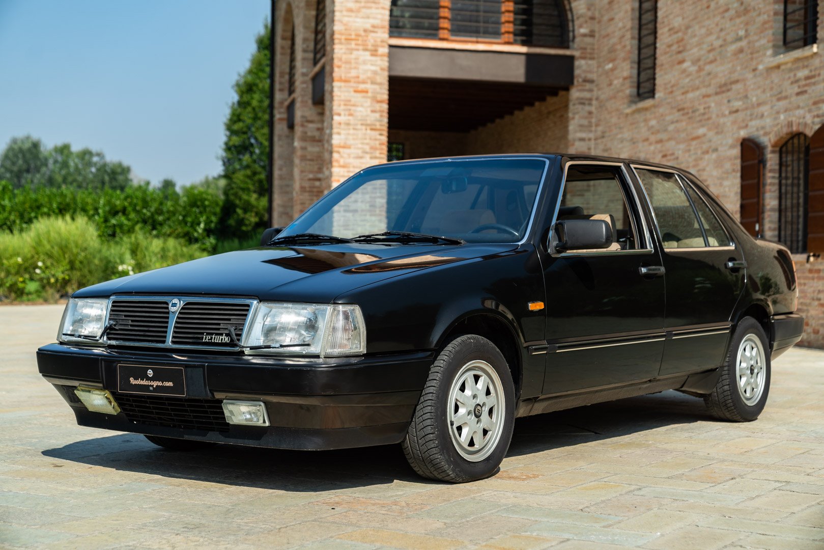 Lancia THEMA i.e TURBO 