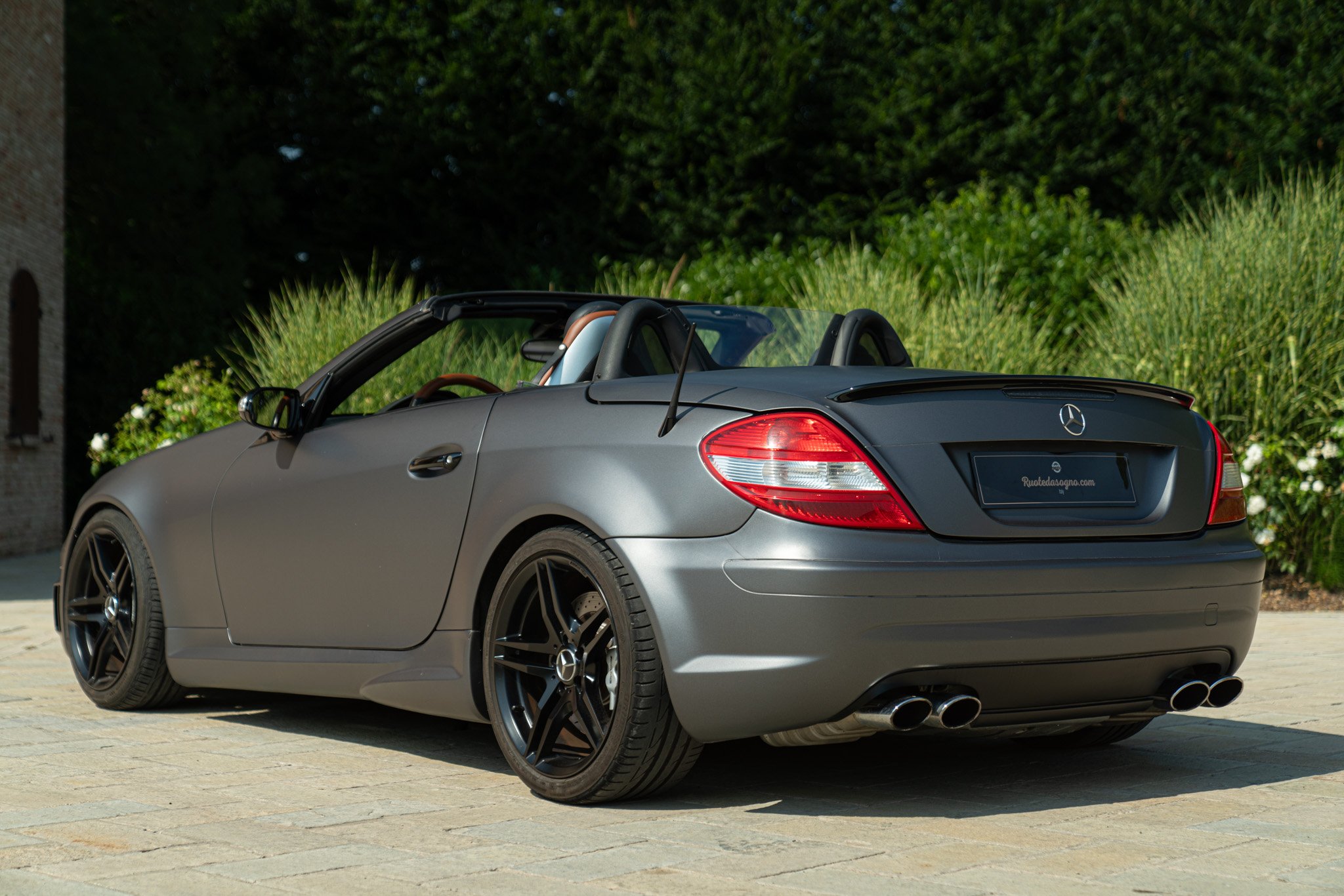 Mercedes Benz SLK 55 AMG 