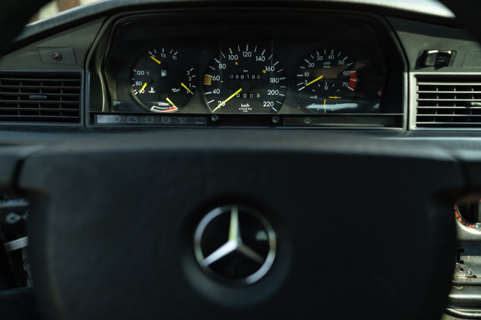 Mercedes Benz 190 E 