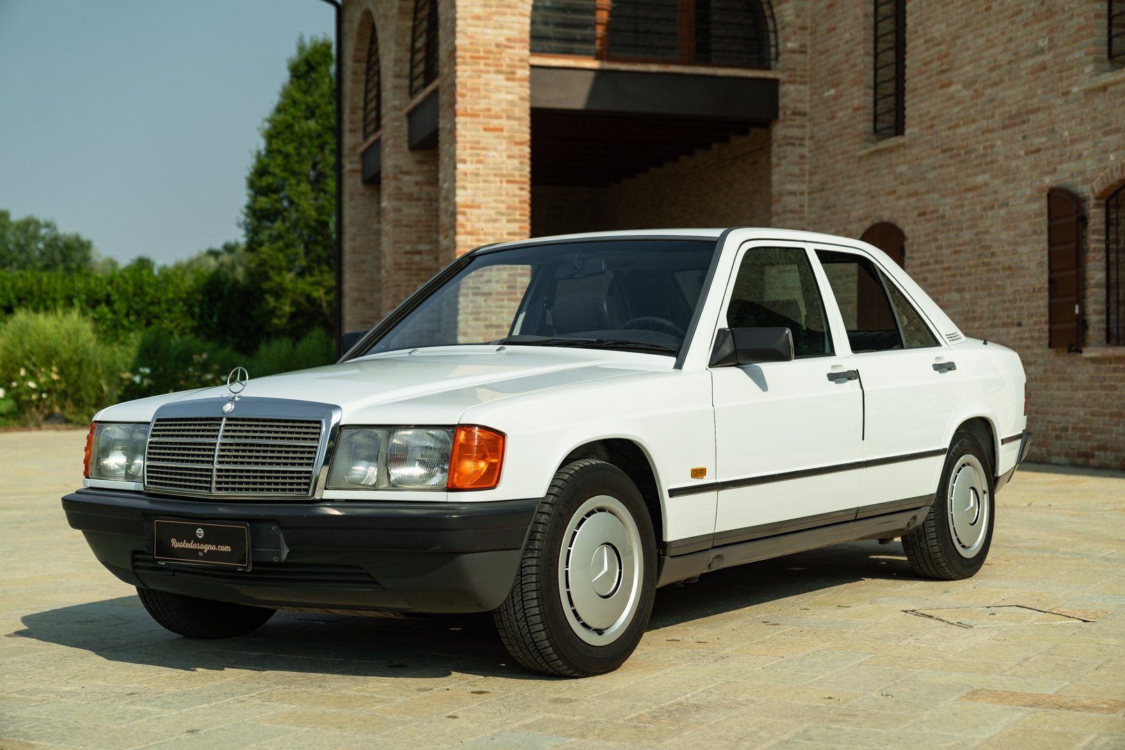 Mercedes Benz 190 E 