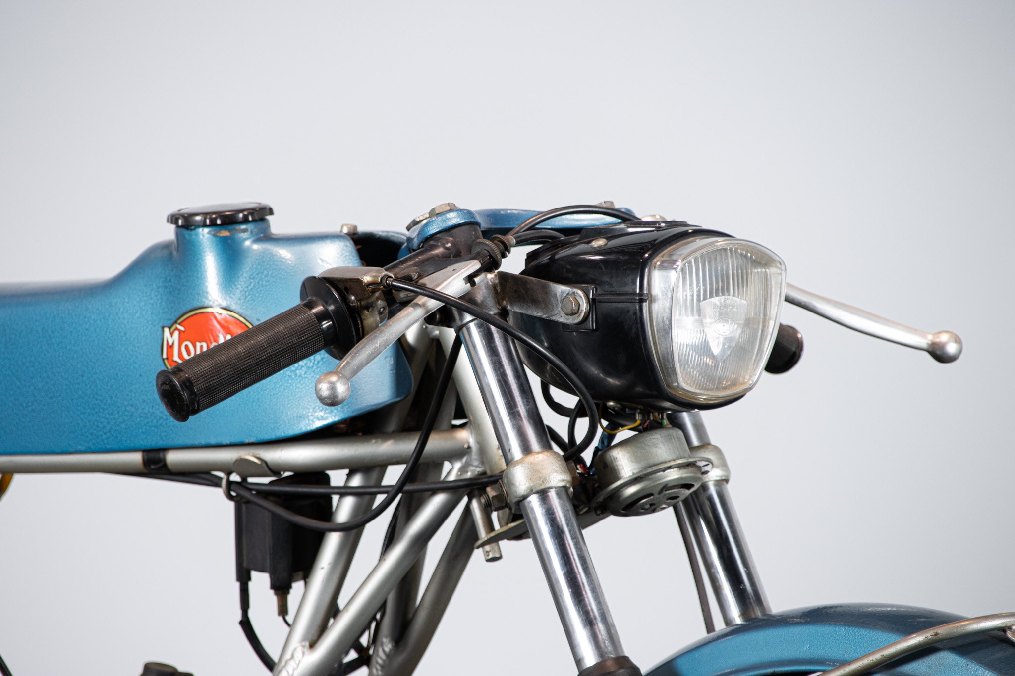 Mondial 48 RECORD 