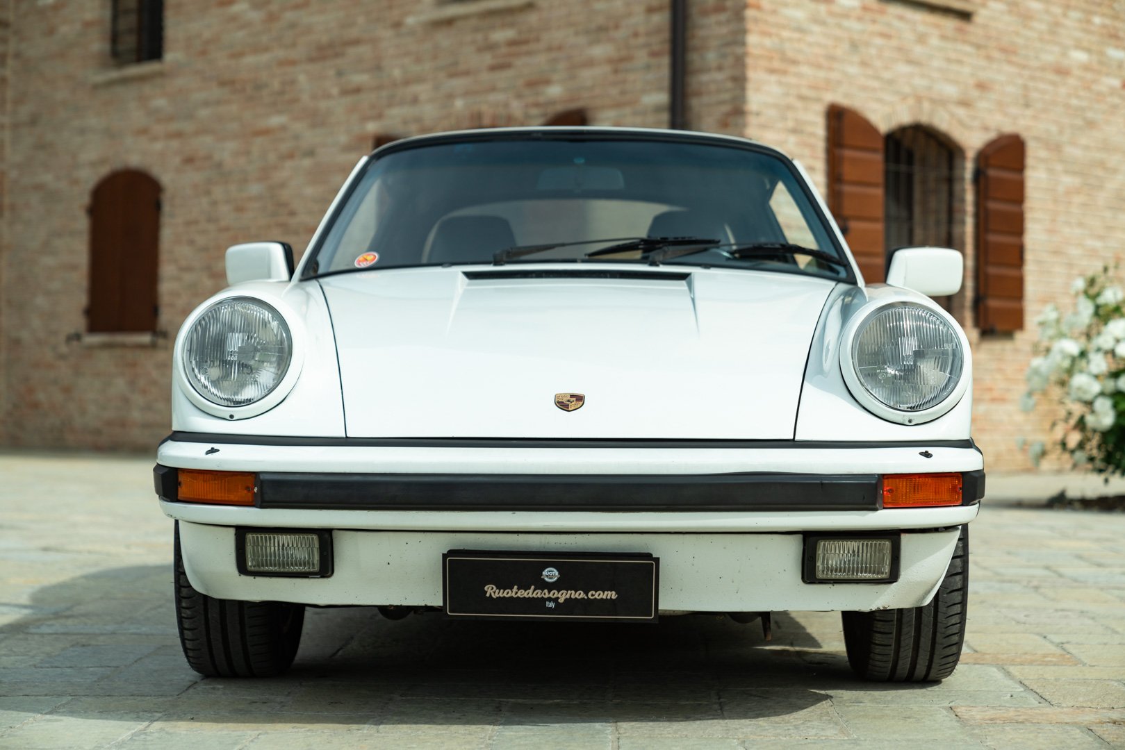 Porsche 911 CARRERA 3.2 CABRIOLET 