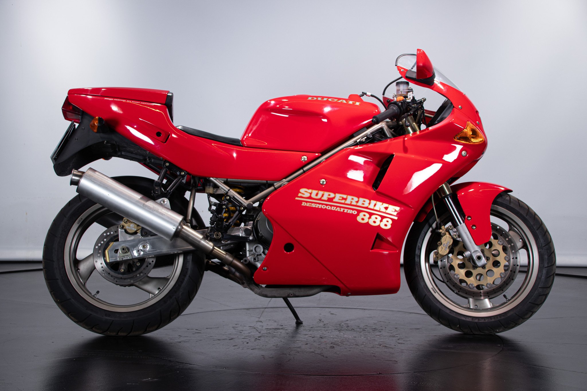 Ducati SUPERBIKE 888 DESMOQUATTRO 