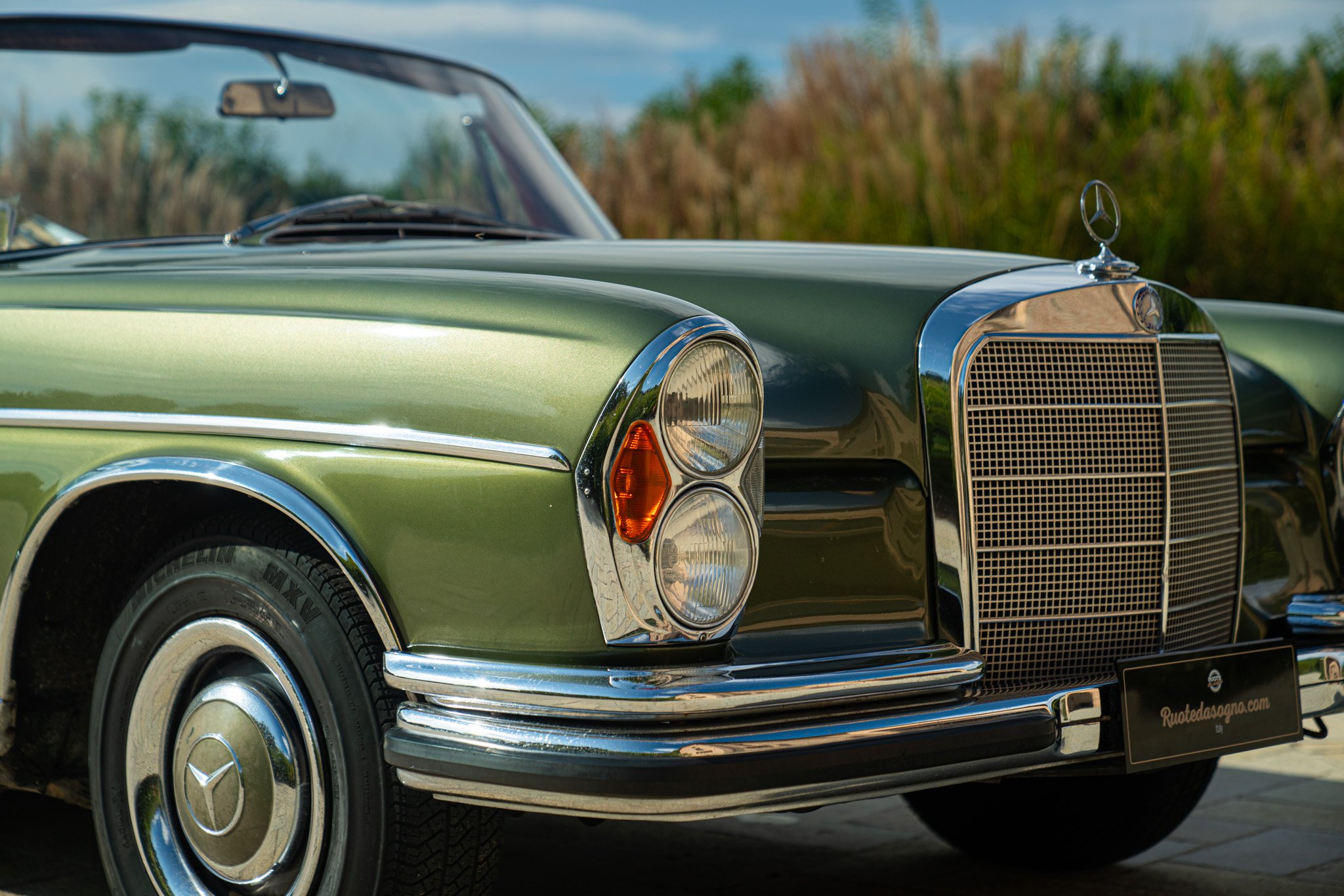 Mercedes Benz 220 SE CABRIOLET 