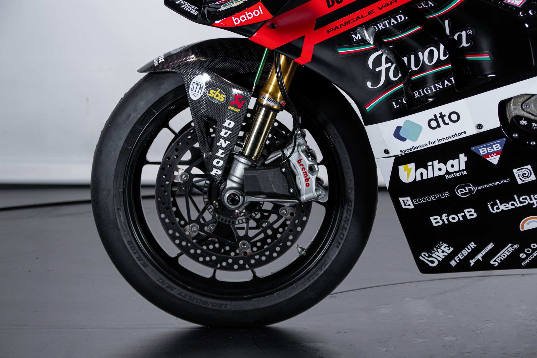 Ducati PANIGALE V4R SBK TEAM BARNI 