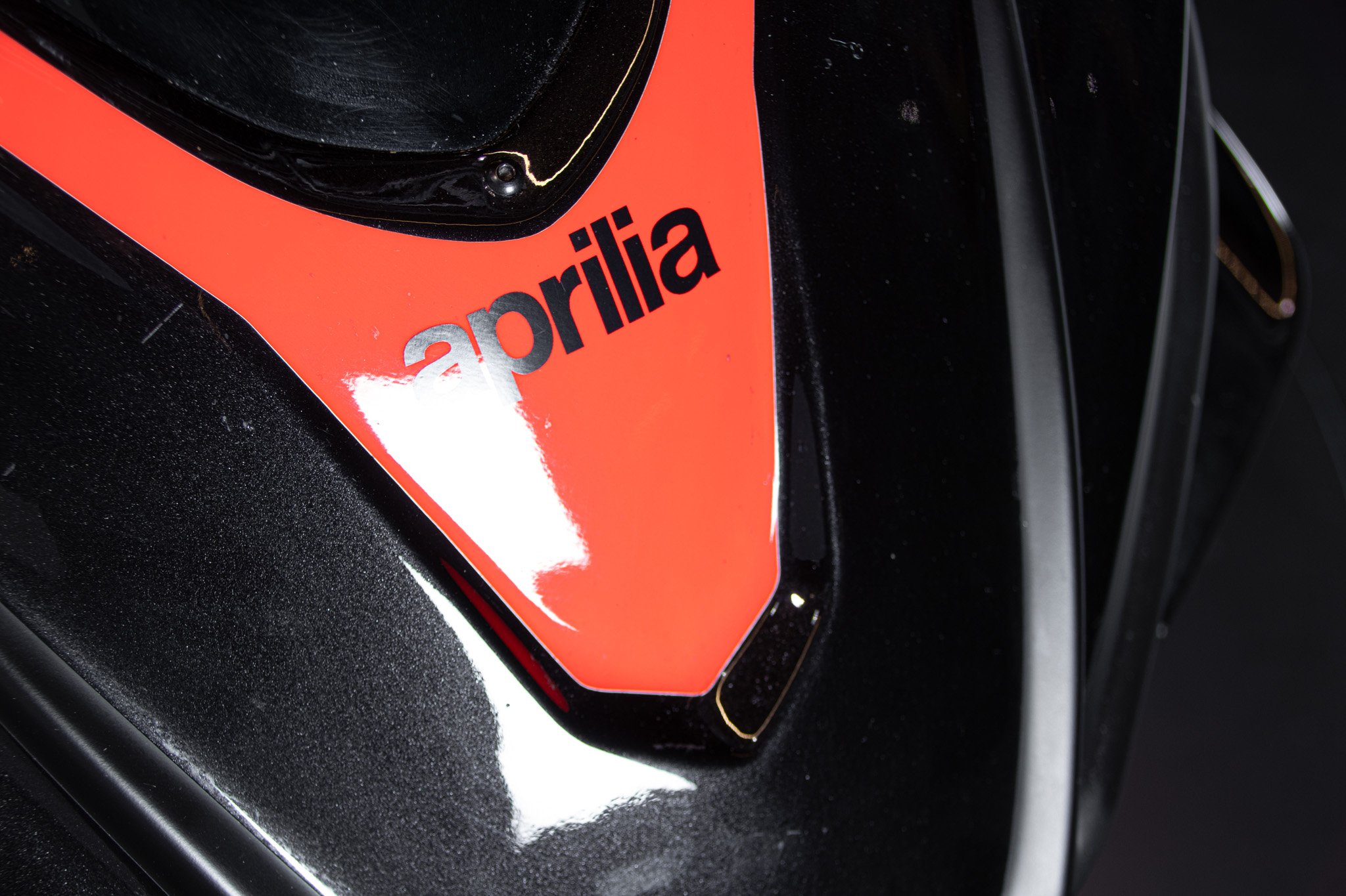 Aprilia RSV4 FACTORY WORKS 