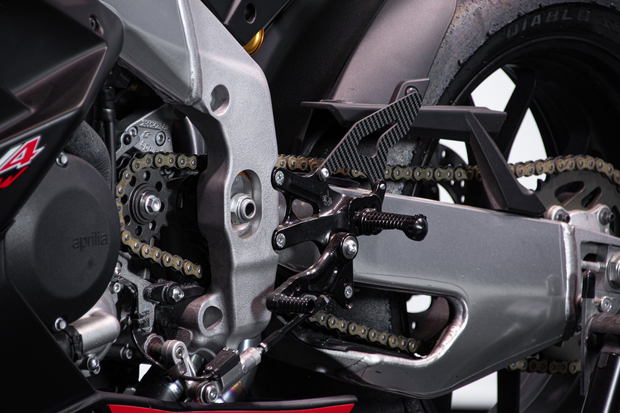 Aprilia RSV4 FACTORY WORKS 