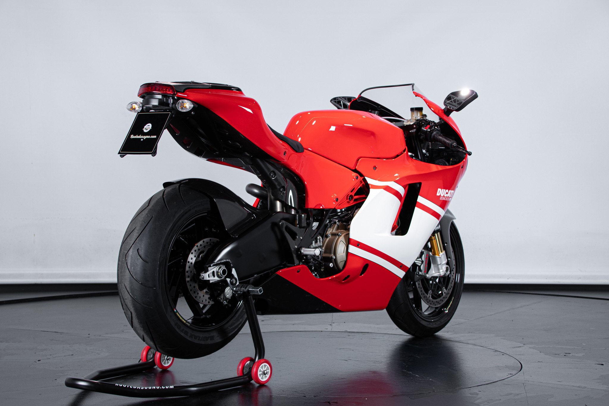Ducati DUCATI DESMOSEDICI RR 