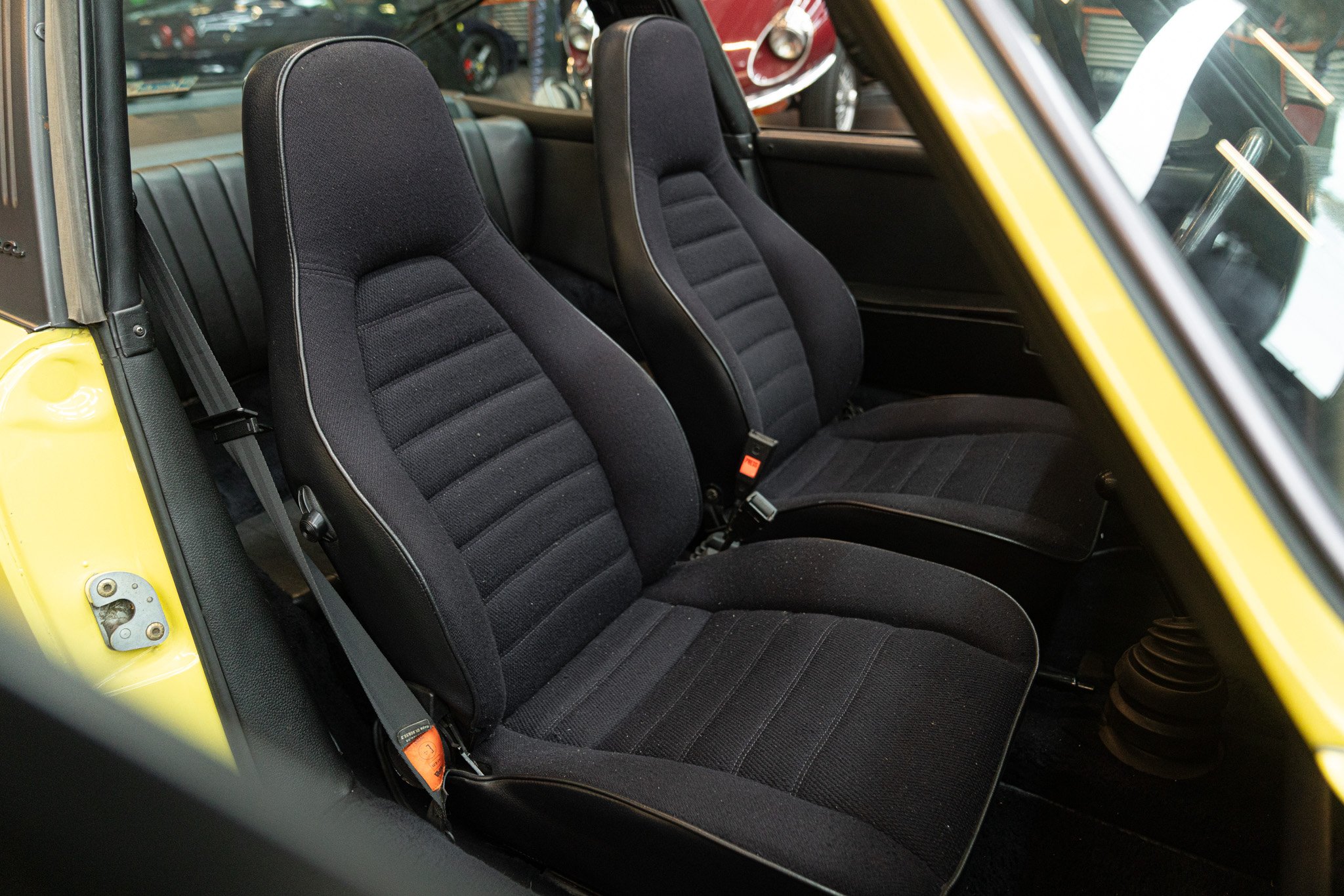 Porsche 911 CARRERA 2.7 TARGA 