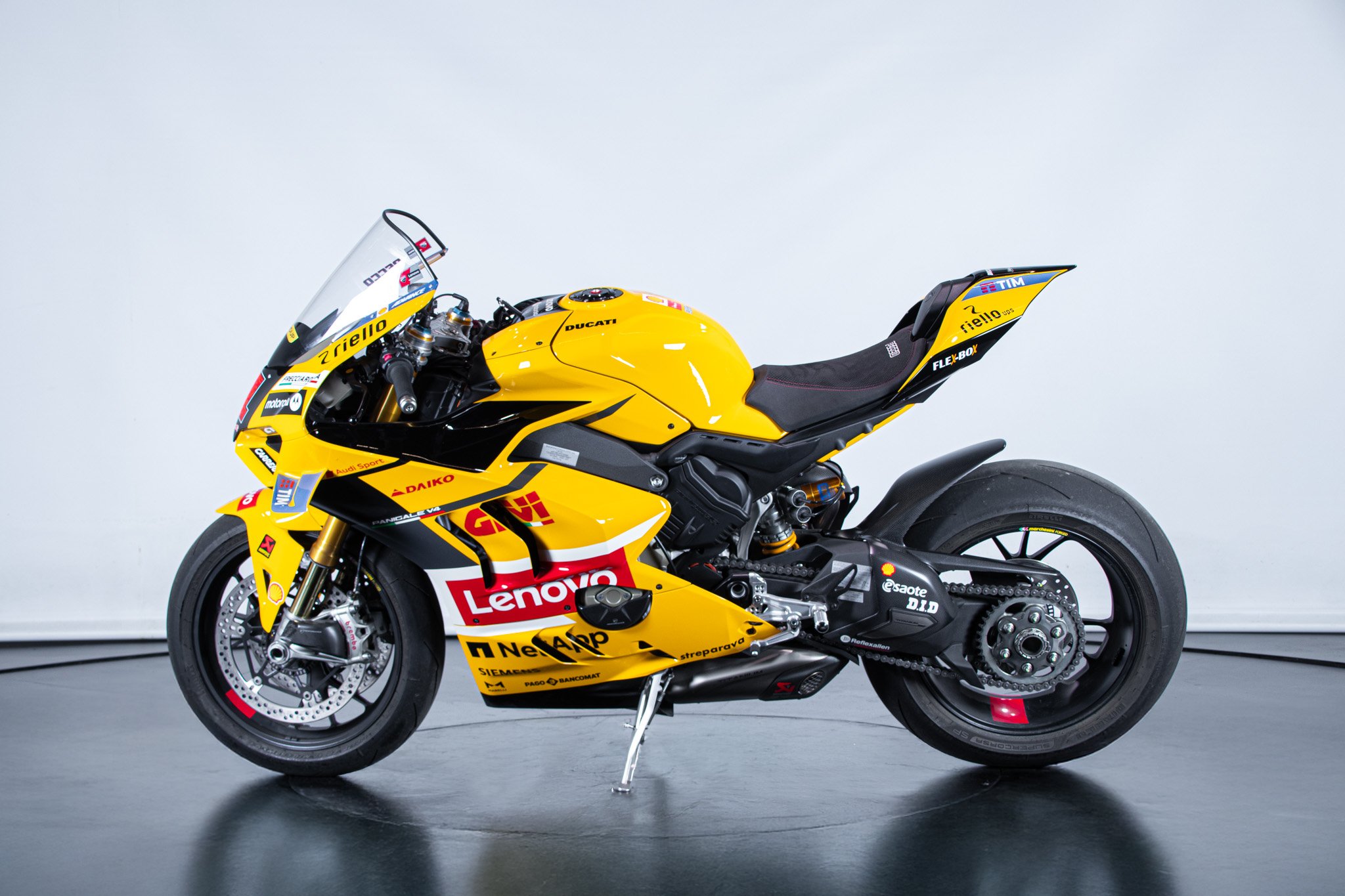 Ducati PANIGALE V4 BAGNAIA WORLD CHAMPION REPLICA 