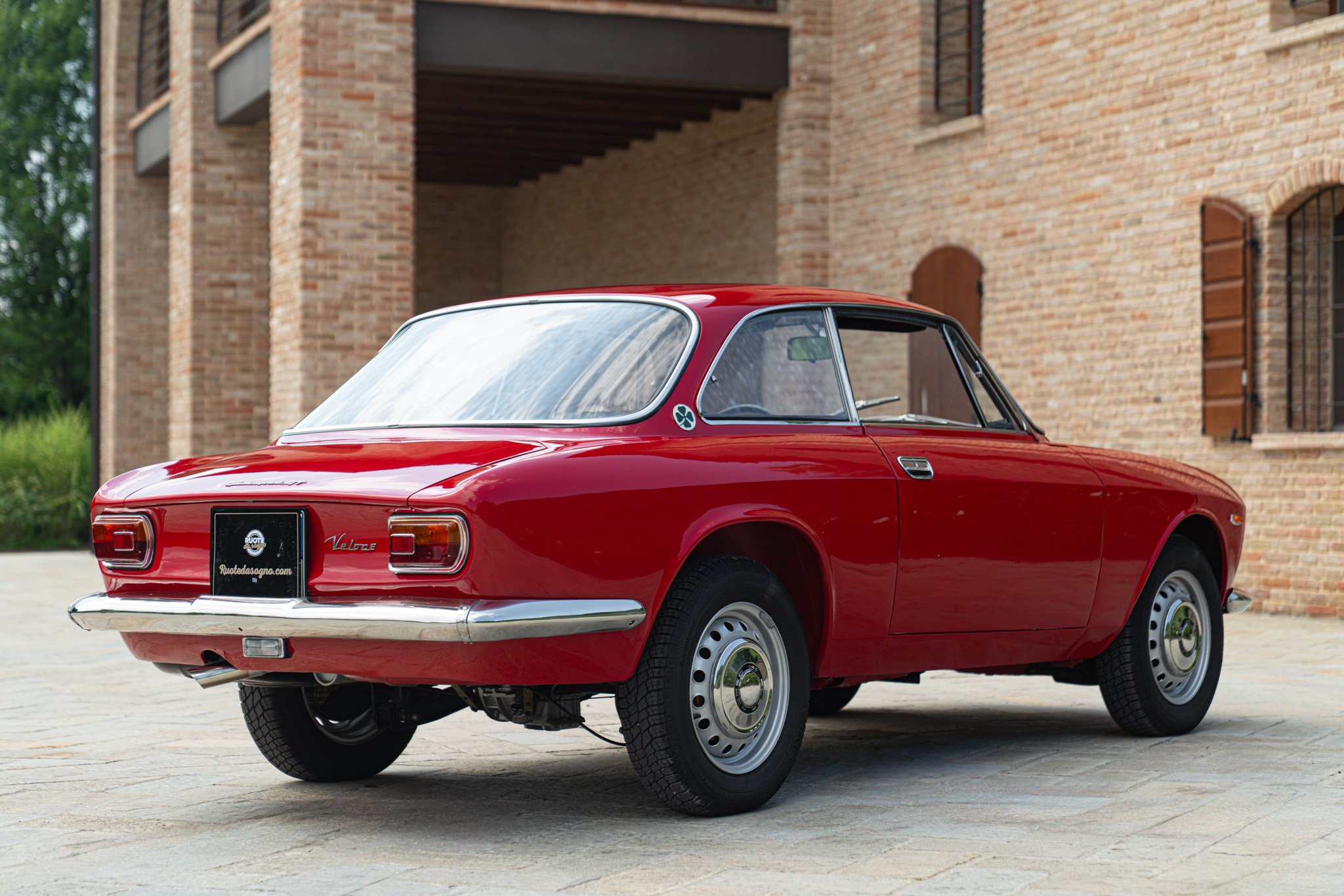 Alfa Romeo GIULIA SPRINT GT VELOCE 