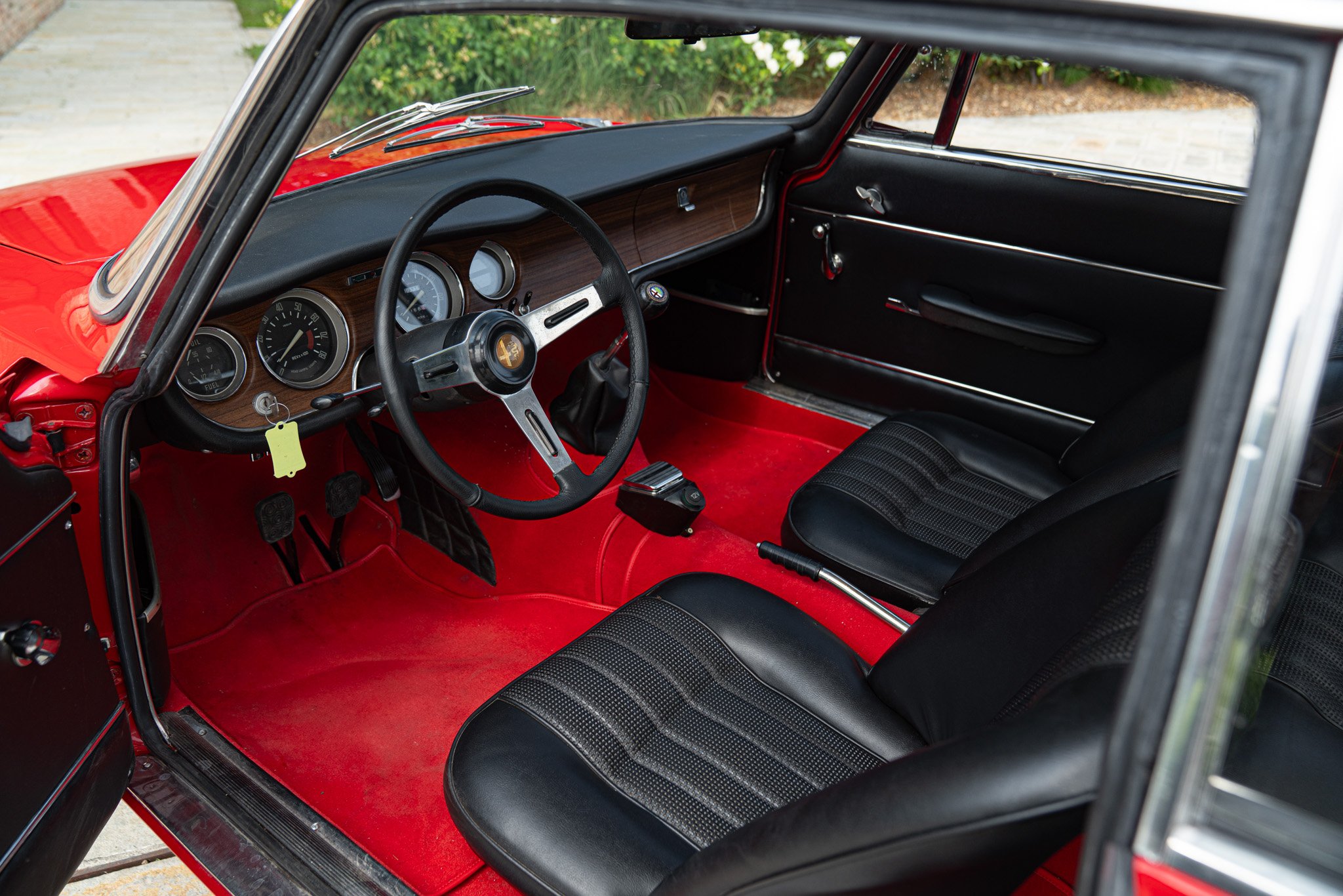 Alfa Romeo GIULIA SPRINT GT VELOCE 