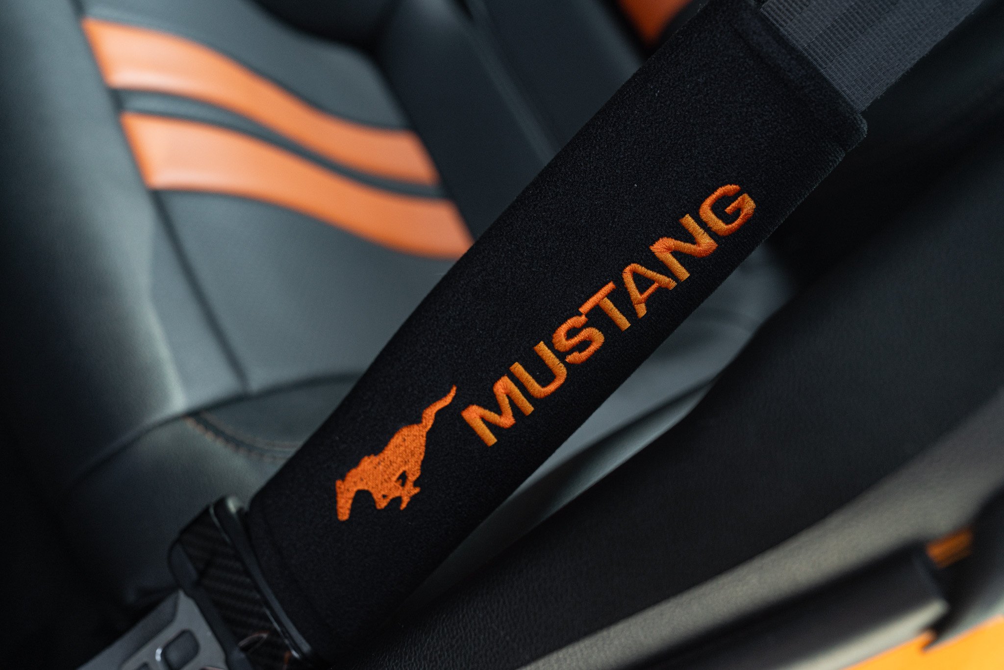 Ford MUSTANG 2.3 ECO BOOST 