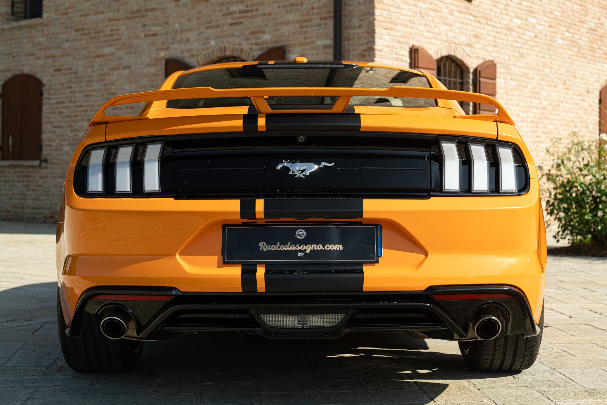 Ford MUSTANG 2.3 ECO BOOST 