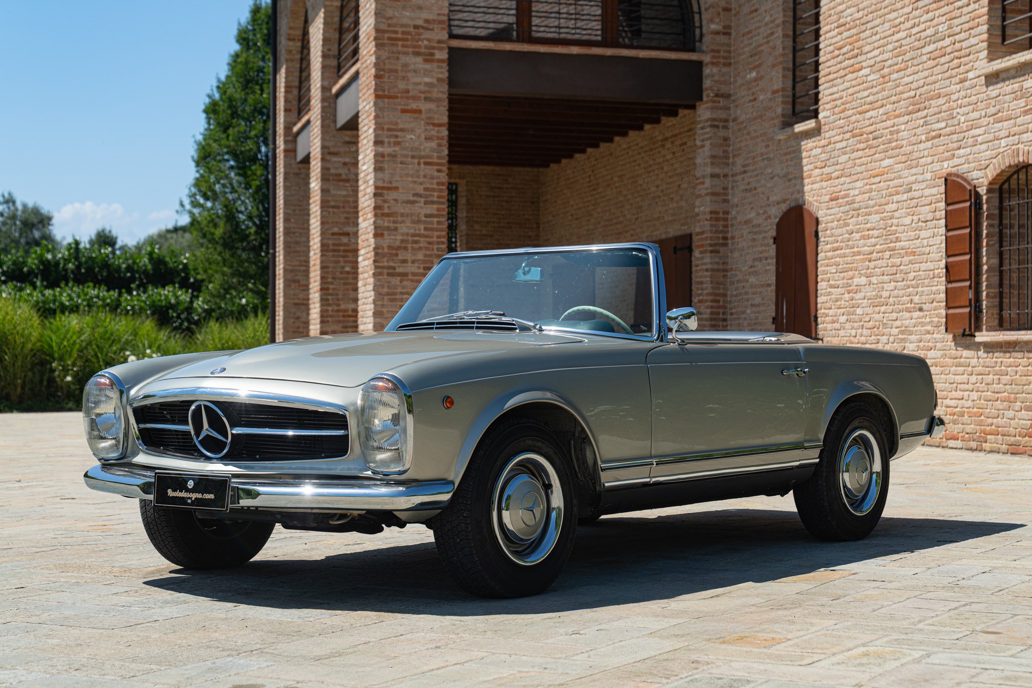 Mercedes Benz 230 SL 