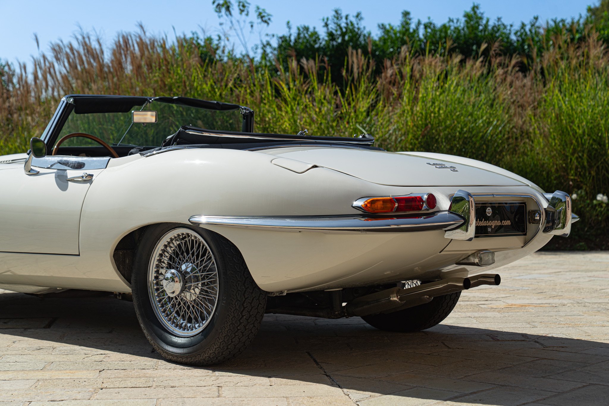Jaguar E-TYPE I° SERIE 4.2 ROADSTER 