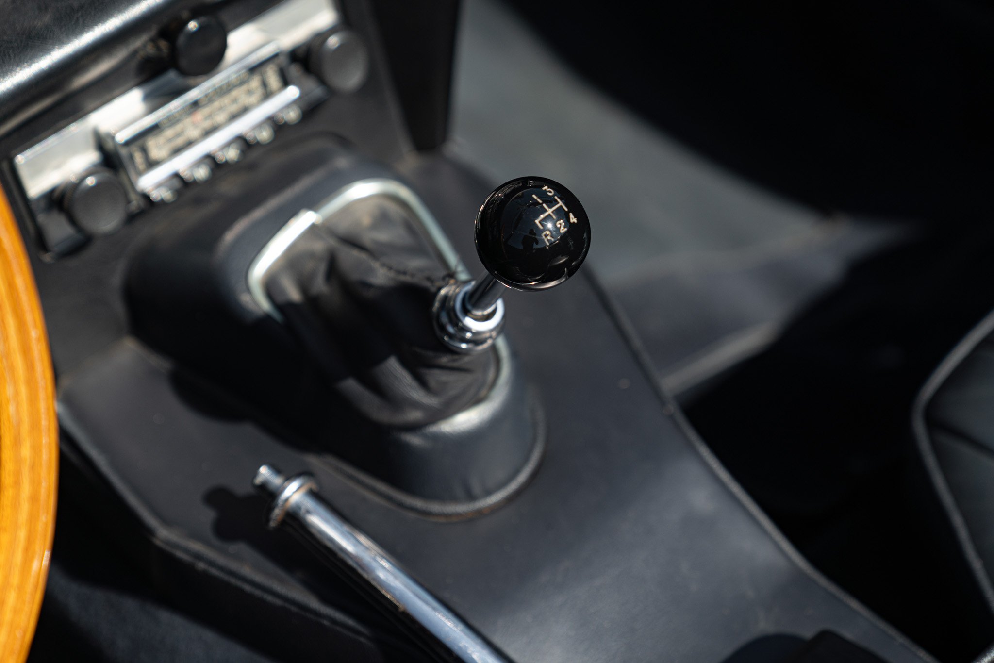 Jaguar E-TYPE I° SERIE 4.2 ROADSTER 