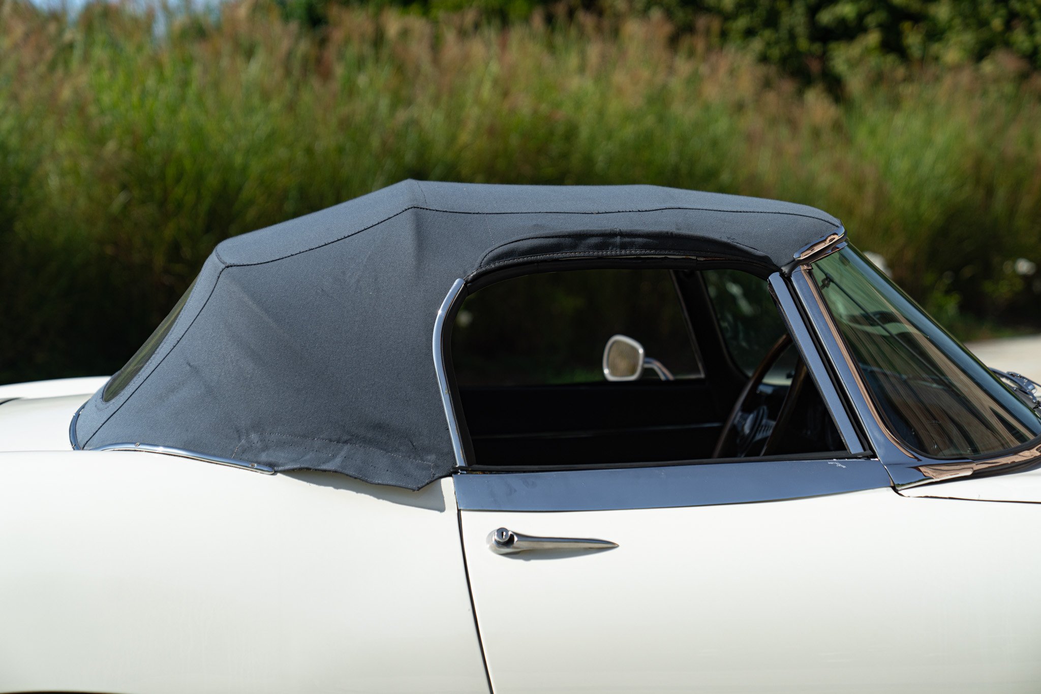 Jaguar E-TYPE I° SERIE 4.2 ROADSTER 