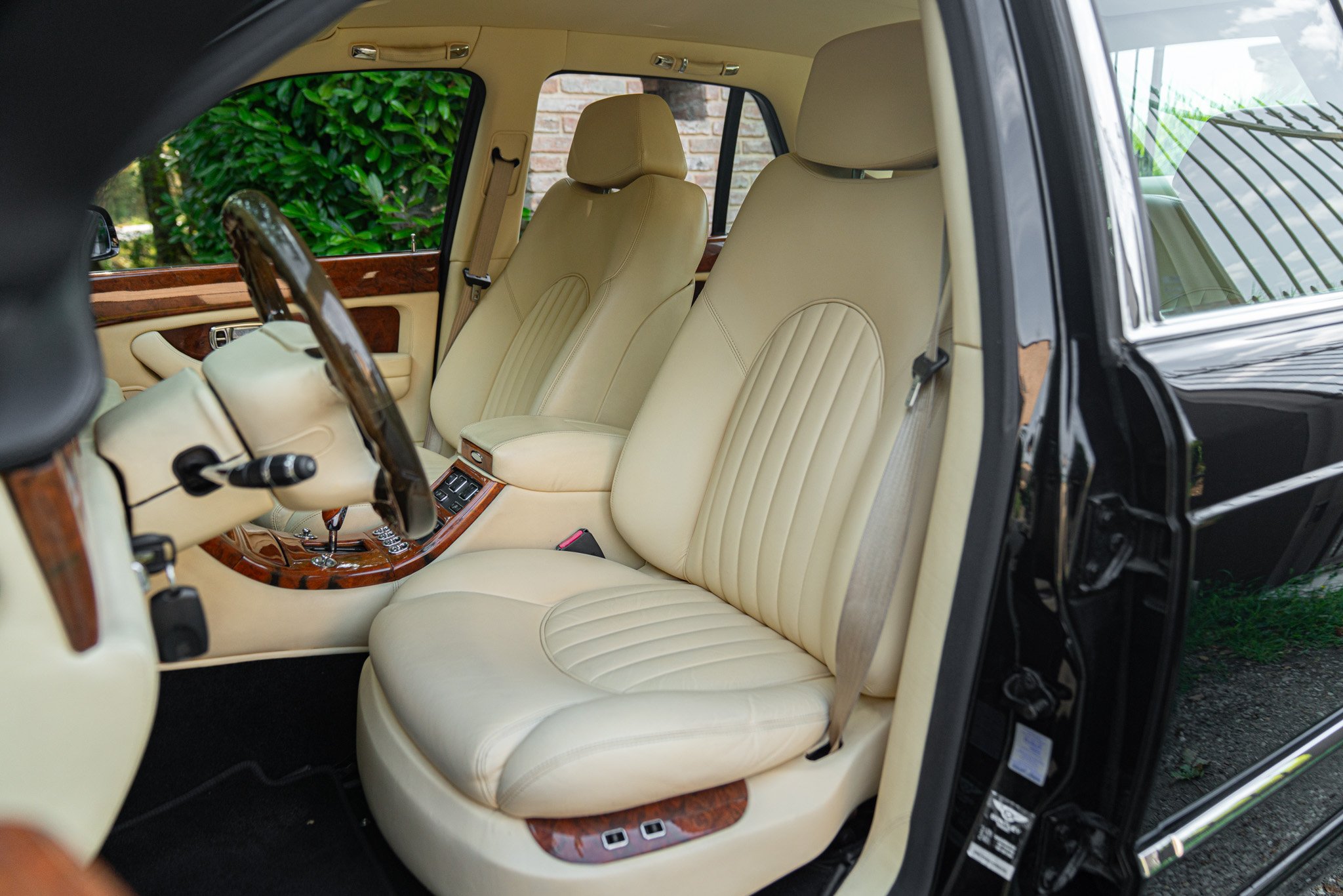 Bentley ARNAGE 