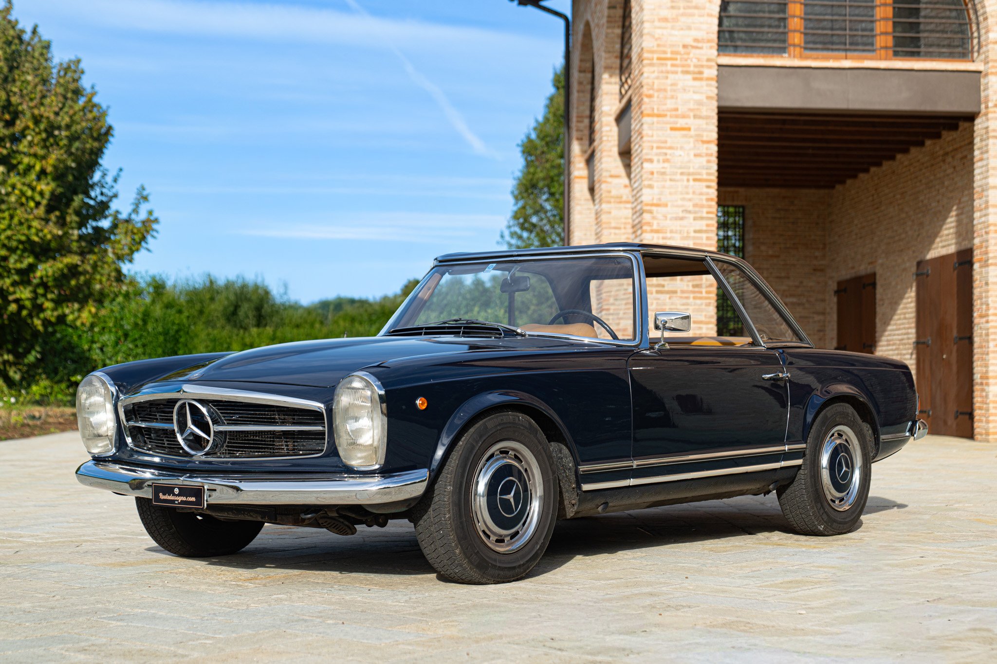 Mercedes Benz 280 SL 