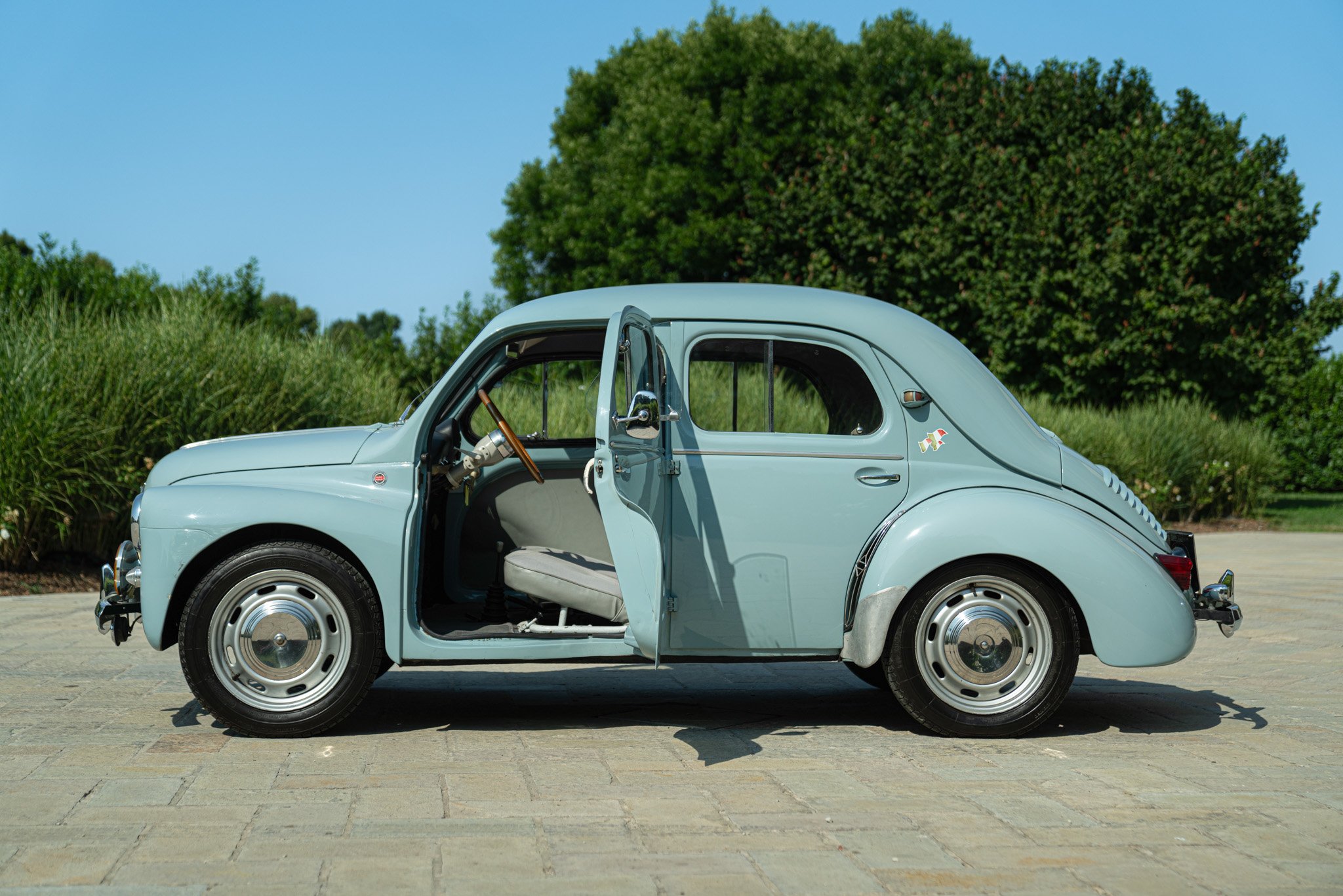 Renault 4 CV Sport 