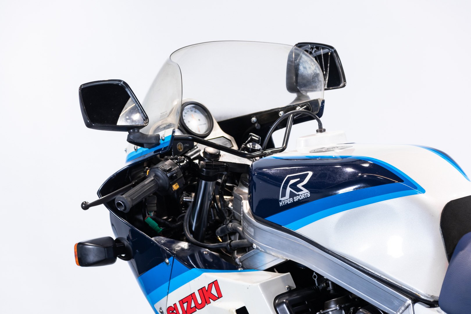 Suzuki GSXR 1100    