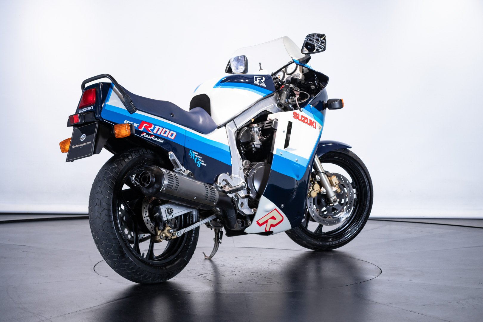 Suzuki GSXR 1100    