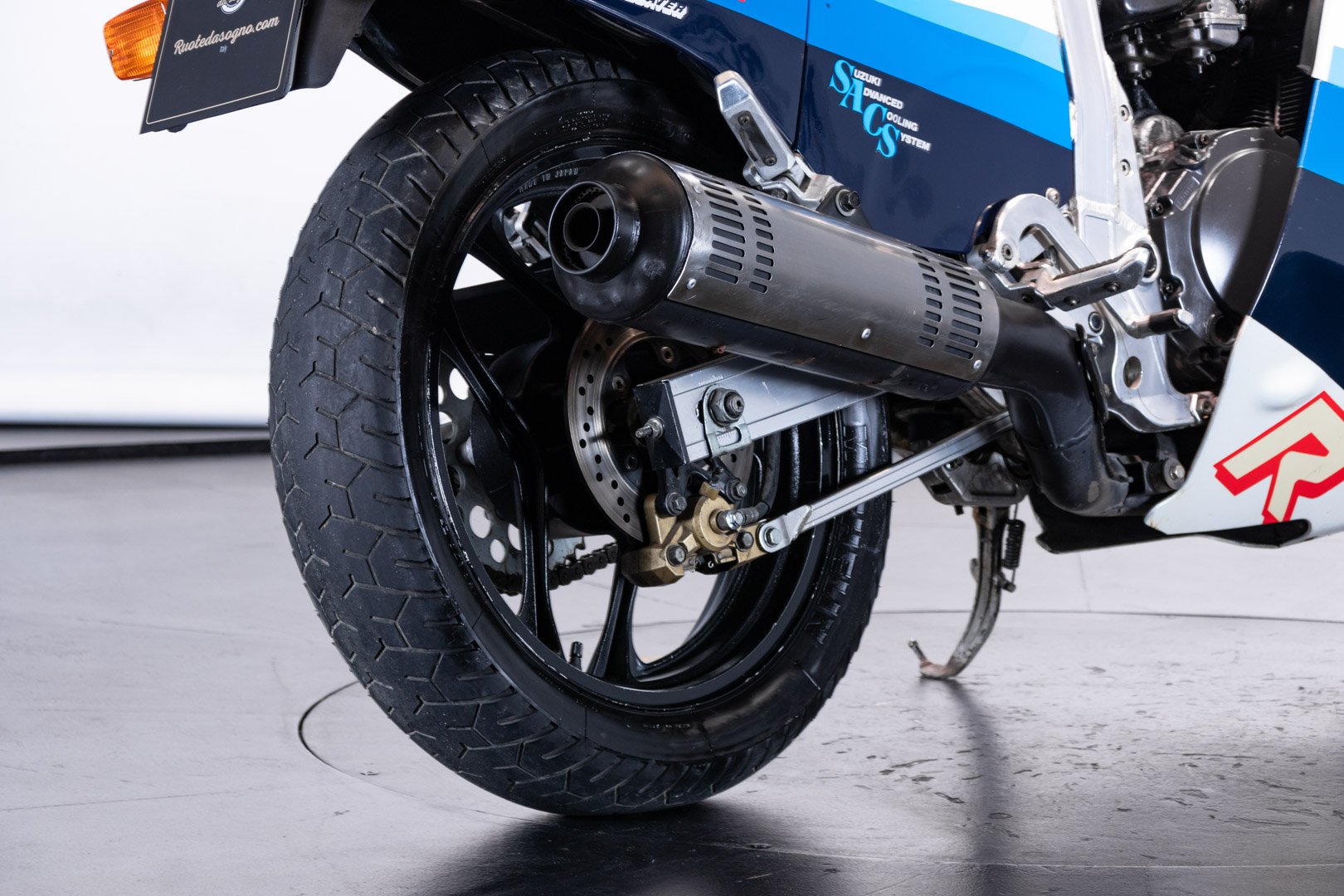 Suzuki GSXR 1100    
