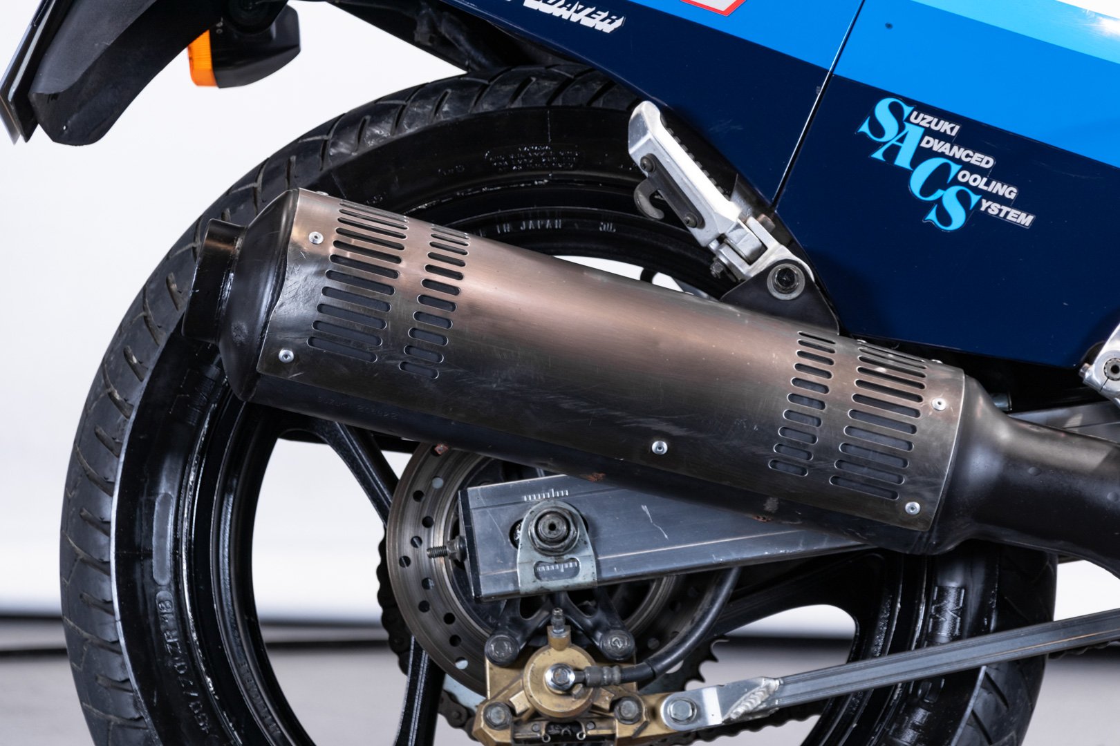 Suzuki GSXR 1100    